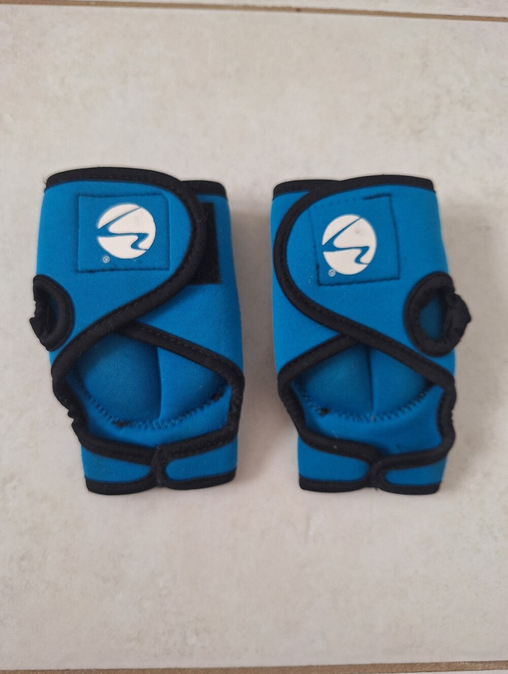 RARE Beachbody Weighted Sculpting Gloves Blue Set Y2K Retro Discontinued